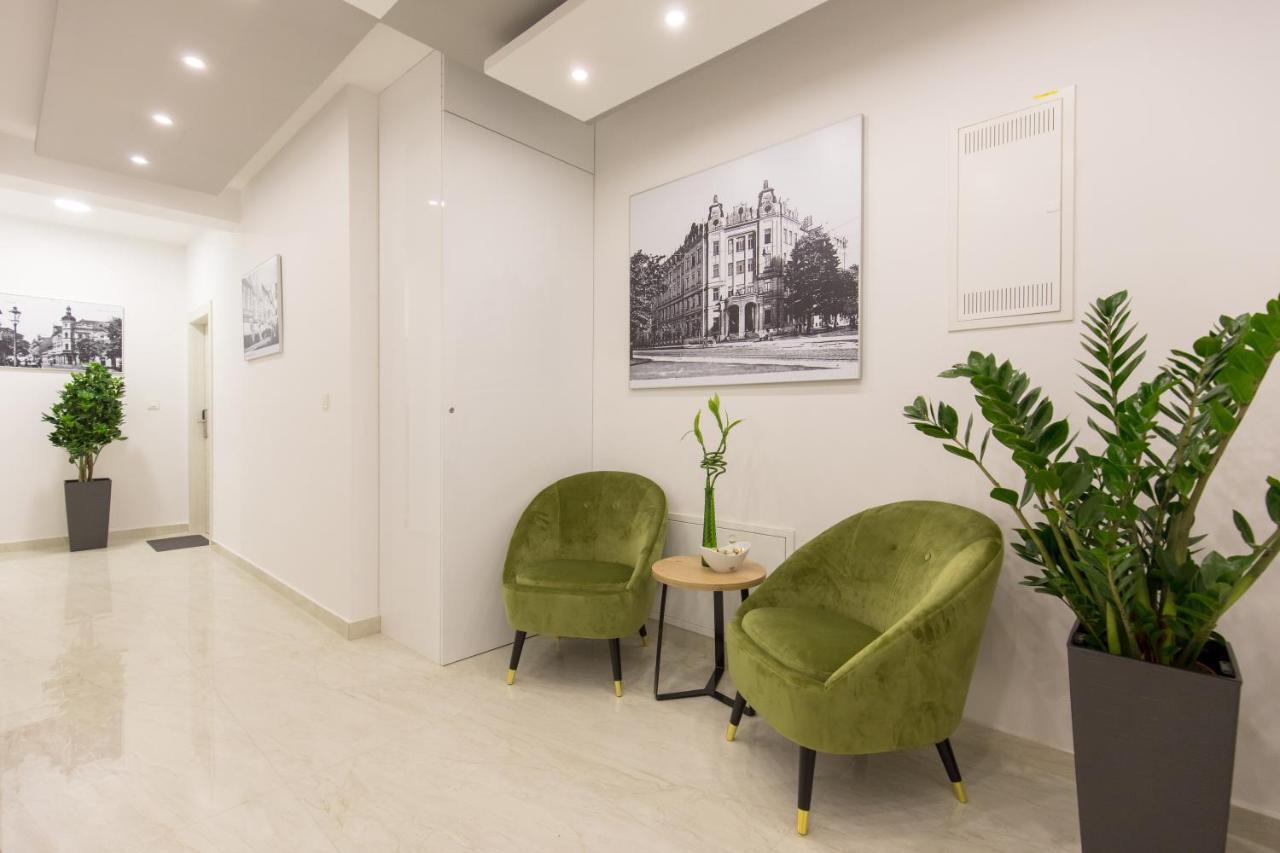 Apartmani I Sobe Pejacevic Osijek Ngoại thất bức ảnh