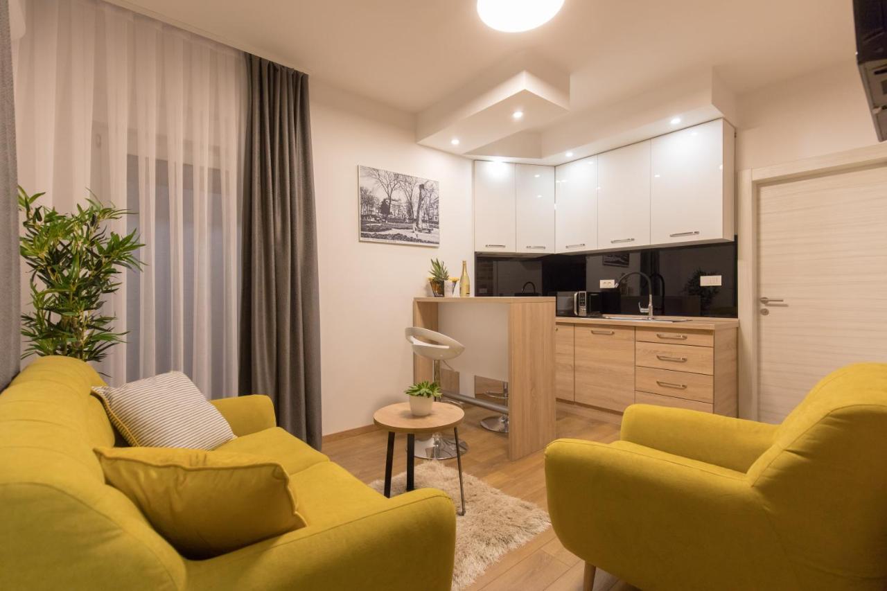 Apartmani I Sobe Pejacevic Osijek Ngoại thất bức ảnh