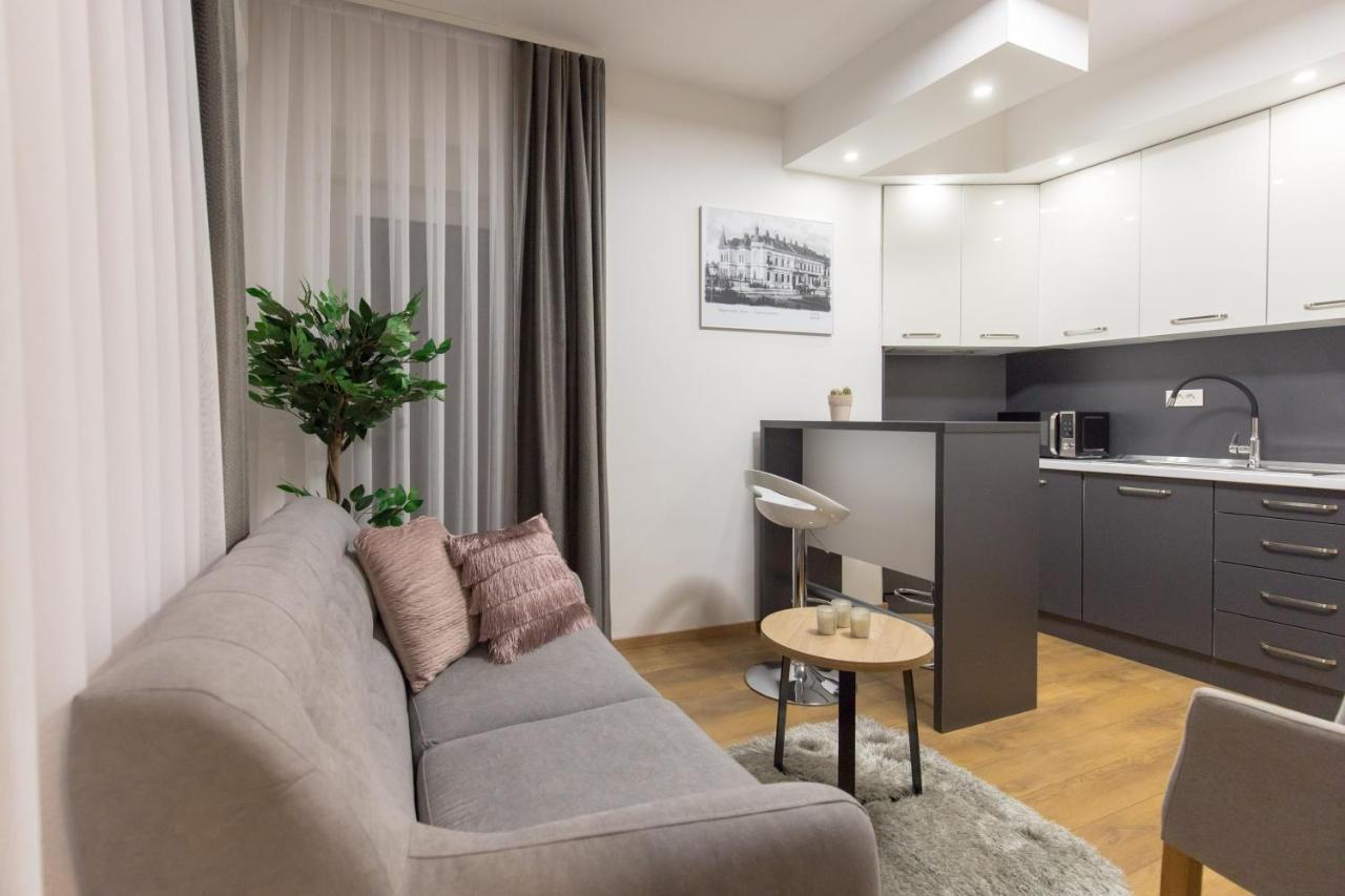 Apartmani I Sobe Pejacevic Osijek Ngoại thất bức ảnh